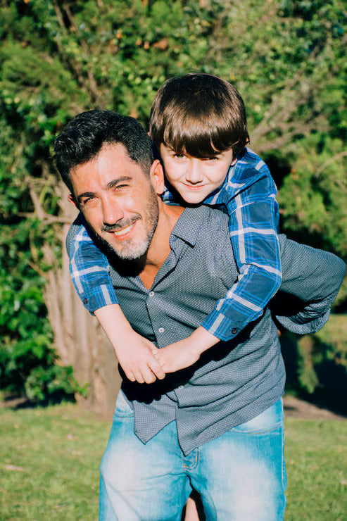 <em>Javier M.</em>